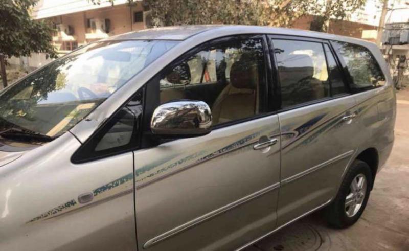 Toyota Innova 2.5 V 7 STR 2008