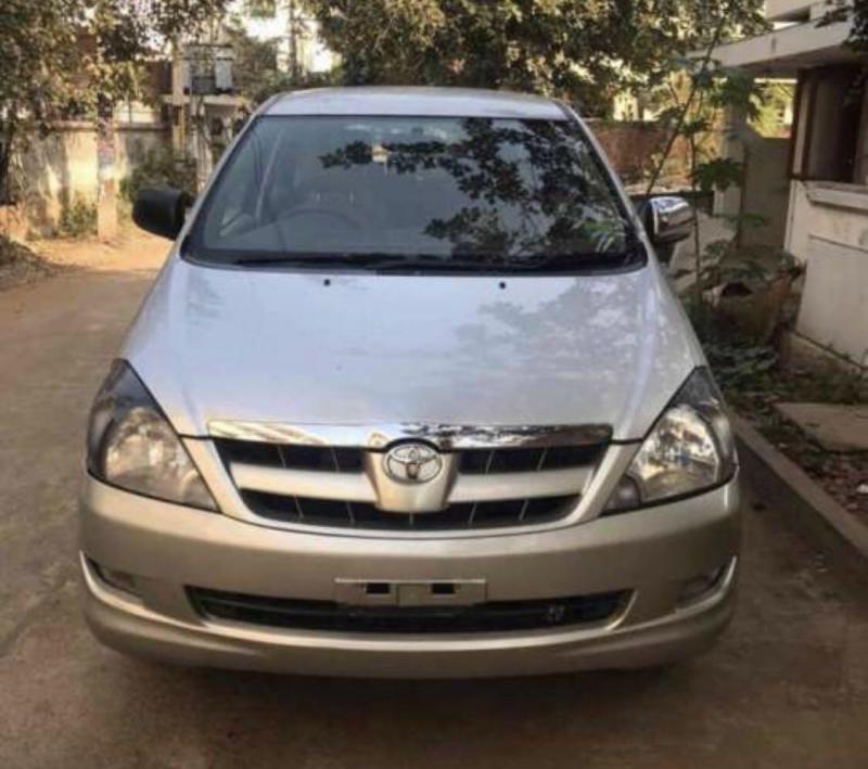 Toyota Innova 2.5 V 7 STR 2008