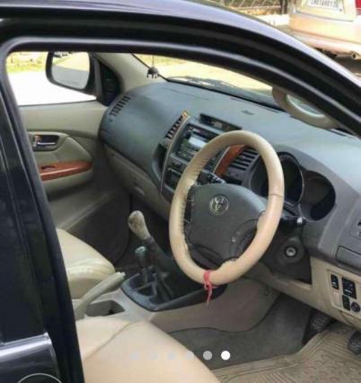 Toyota Fortuner 3.0 4x2 MT 2009