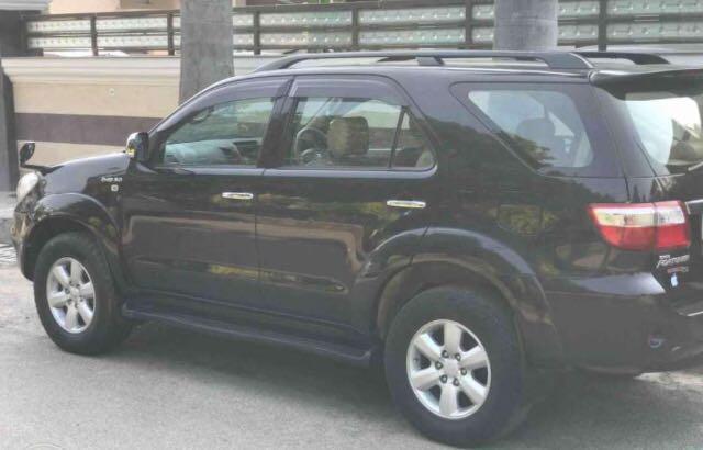 Toyota Fortuner 3.0 4x2 MT 2009