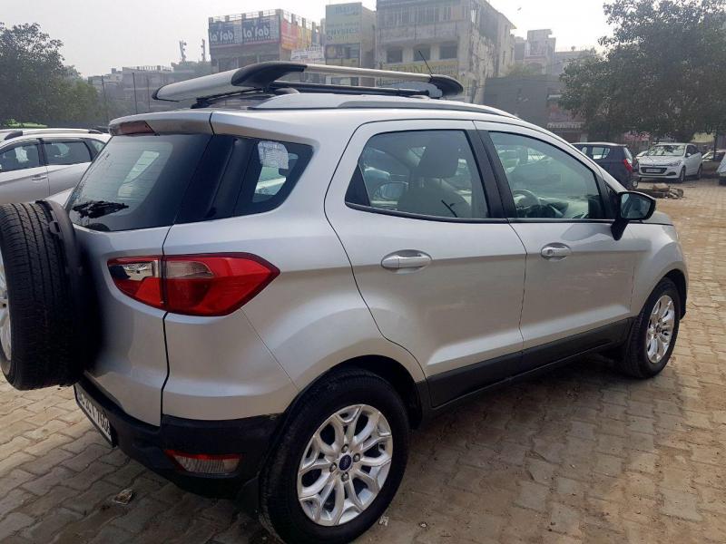 Ford EcoSport Titanium 1.5L Ti-VCT AT 2015