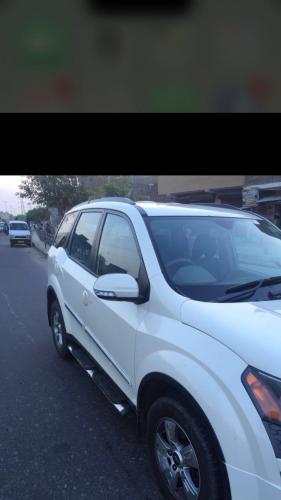 Mahindra XUV500 W8 2015