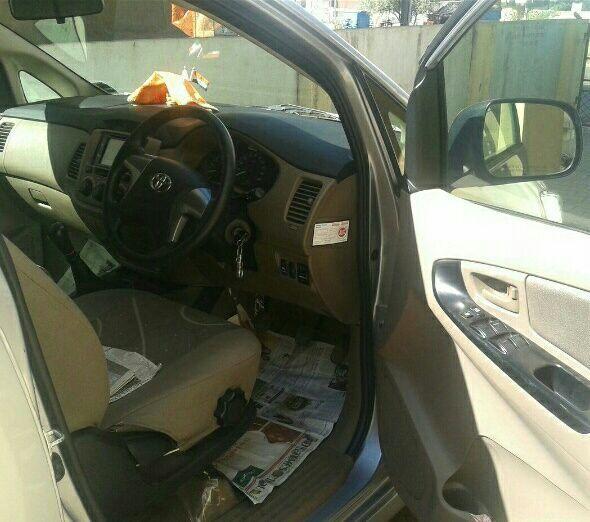 Toyota Innova 2.5 GX 7 STR BS IV 2015