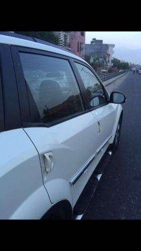 Mahindra XUV500 W8 2015