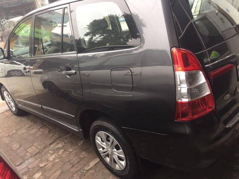 Toyota Innova 2.5 G 2015