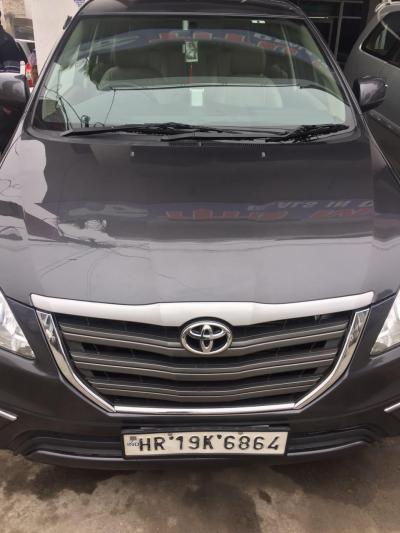 Toyota Innova 2.5 G 2015