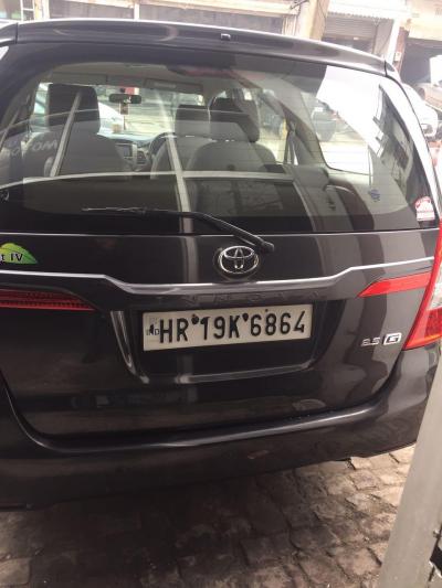 Toyota Innova 2.5 G 2015