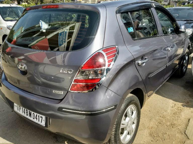 Hyundai i20 Sportz 1.2 2011