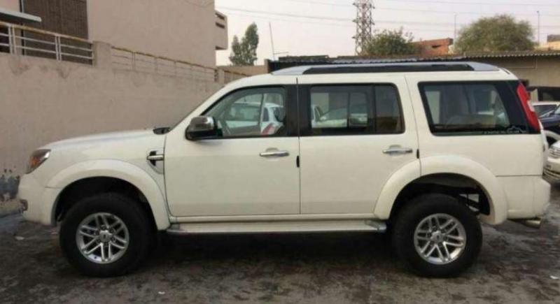 Ford Endeavour XLT TDCI 4X2 2010