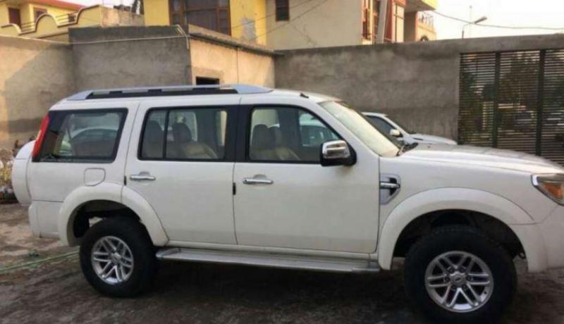 Ford Endeavour XLT TDCI 4X2 2010