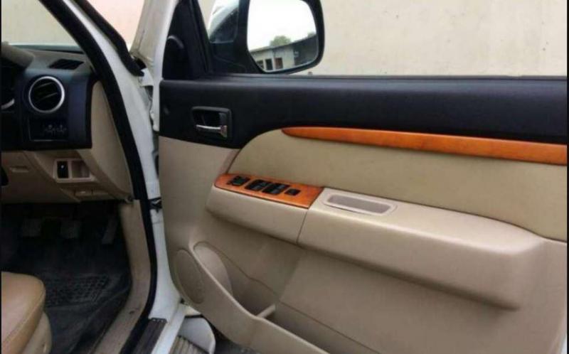 Ford Endeavour XLT TDCI 4X2 2010