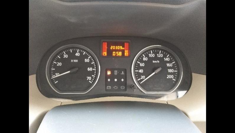 Nissan Terrano XE (D) 2015