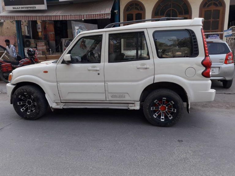 Mahindra Scorpio SLE BS III 2009