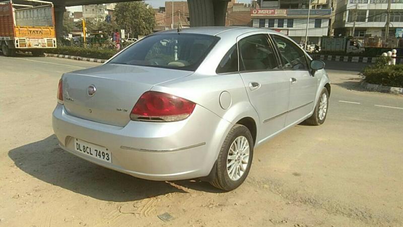 Fiat Linea EMOTION 1.4 2010