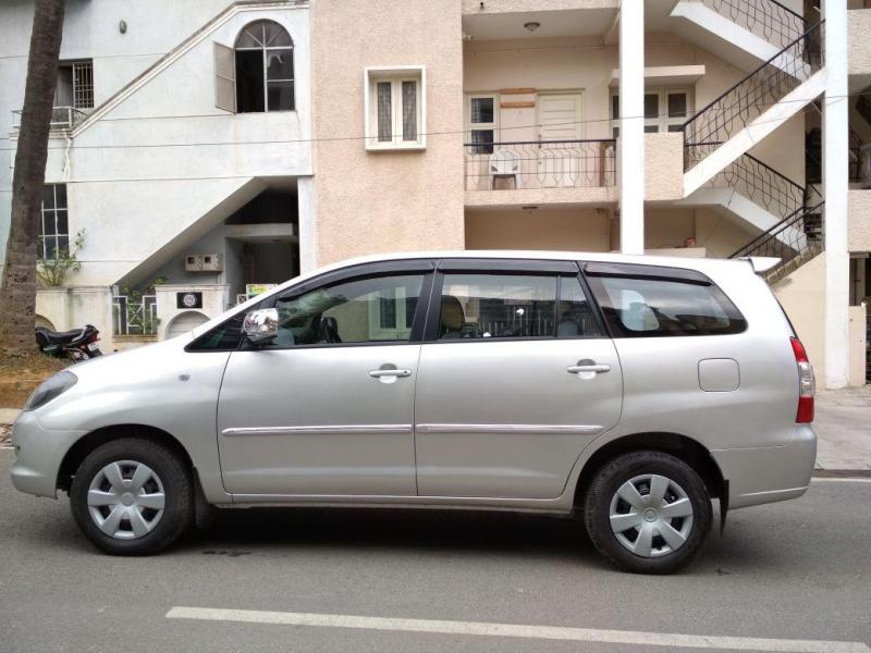 Toyota Innova 2.5 G 2006