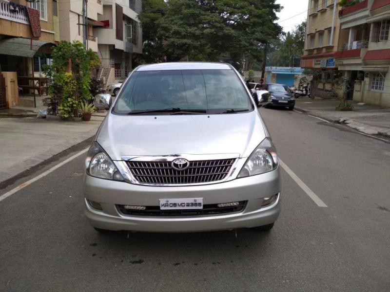 Toyota Innova 2.5 G 2006