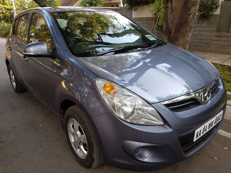 Hyundai i20 Sportz 1.4 CRDi 2012