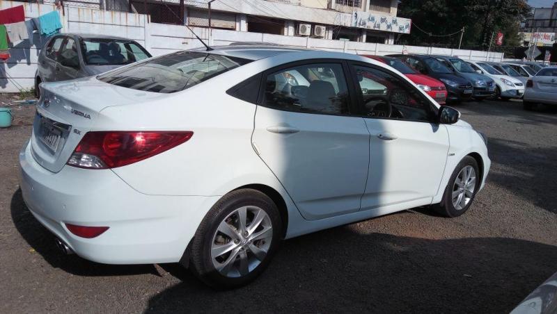 Hyundai Verna 1.6 CRDI SX 2011