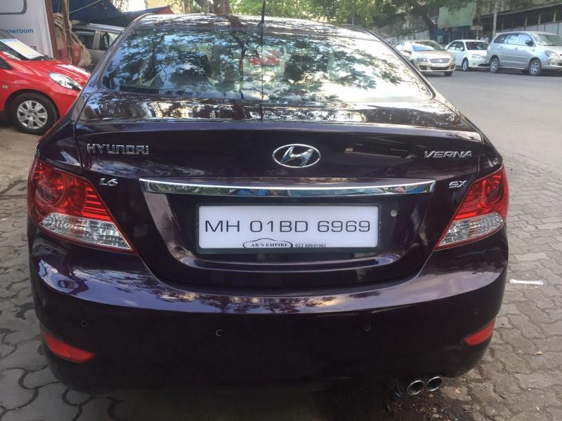 Hyundai Verna 1.6 SX 2012