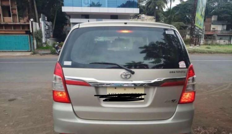 Toyota Innova 2.5 V 8 STR 2015