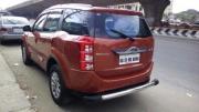 Mahindra XUV500 W10 2015
