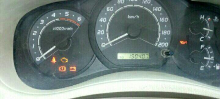 Toyota Innova 2.5 GX 7 STR BS IV 2012