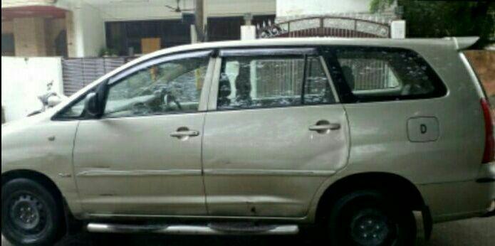 Toyota Innova 2.5 GX 7 STR BS IV 2012