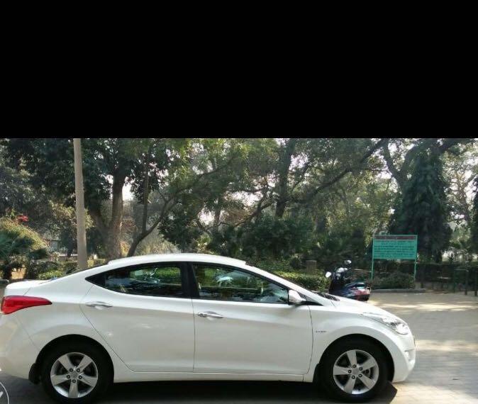 HYUNDAI NEO FLUIDIC ELANTRA 1.8 SX MT VTVT 2013