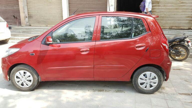 Hyundai i10 Sportz 1.2 2012