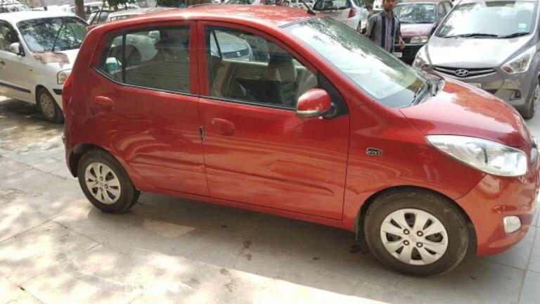 Hyundai i10 Sportz 1.2 2012