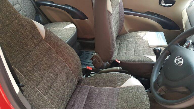 Hyundai i10 Sportz 1.2 2012