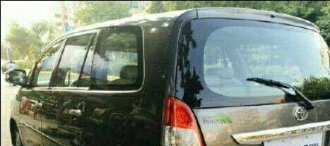 Toyota Innova 2.5 ZX 7 STR BS IV 2014