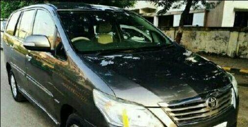 Toyota Innova 2.5 ZX 7 STR BS IV 2014