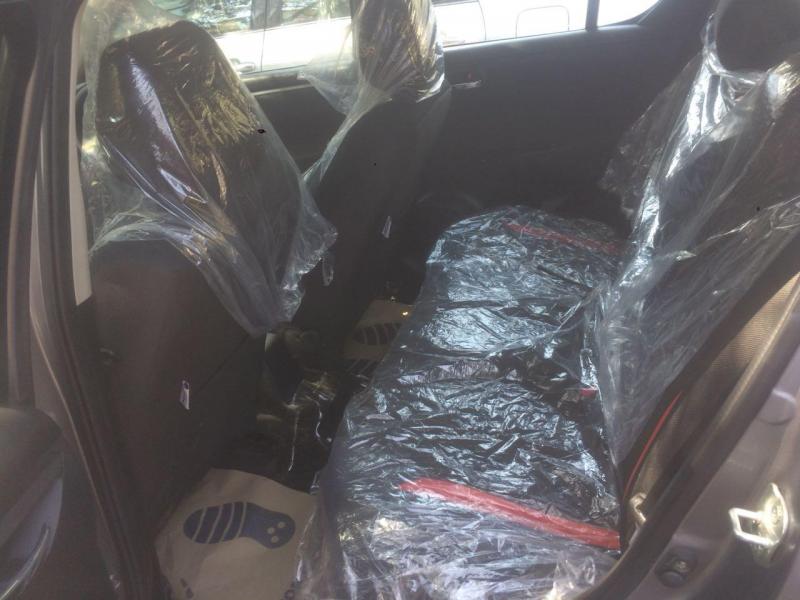 Maruti Suzuki Swift VXi 2015