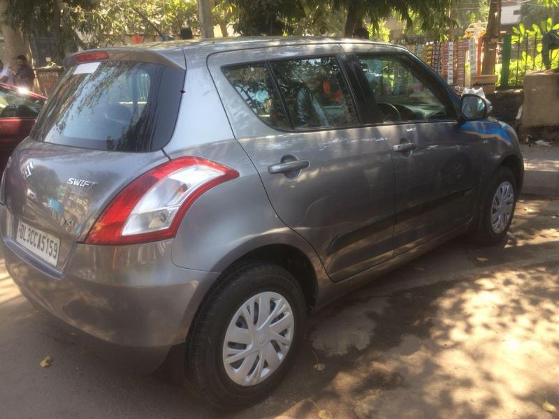 Maruti Suzuki Swift VXi 2015