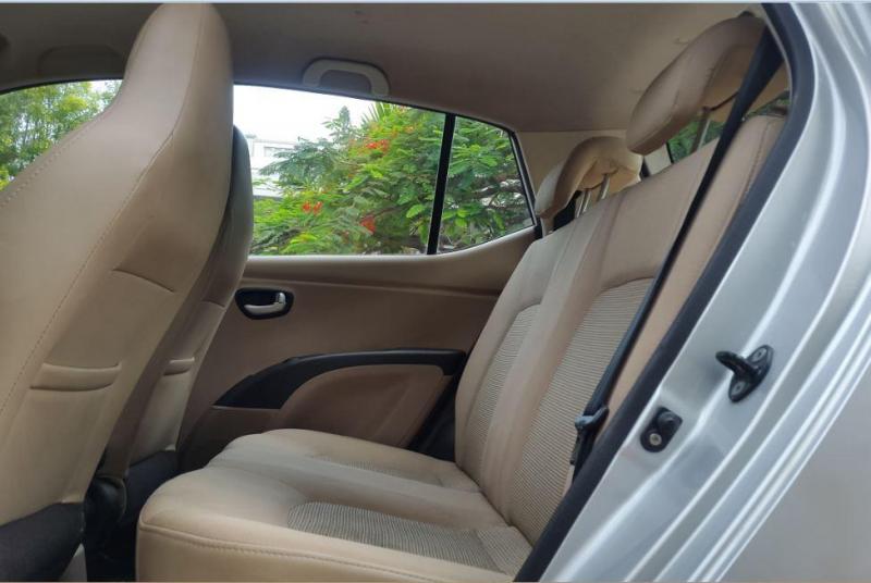 Hyundai i10 Sportz 1.2 2010