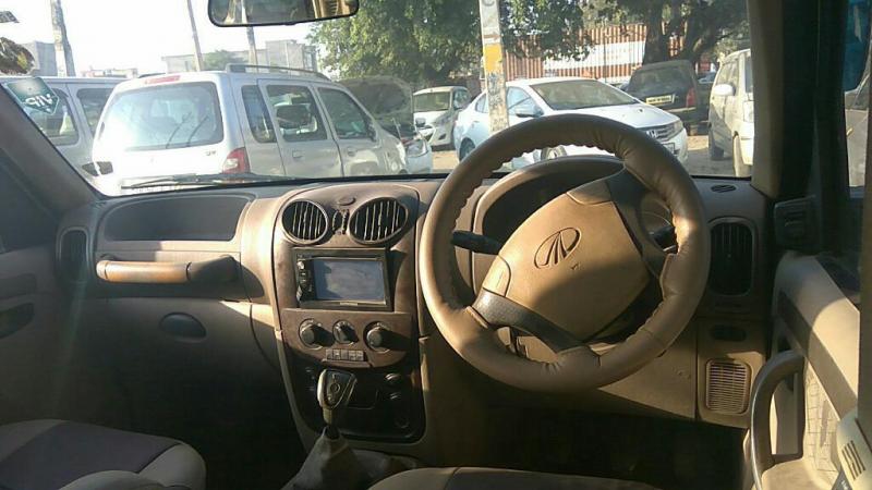Mahindra Scorpio SLE 7S BSIV 2012