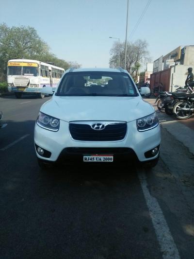 Hyundai Santa Fe 2 WD MT 2013