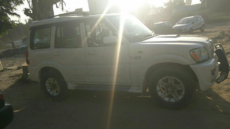 Mahindra Scorpio SLE 7S BSIV 2012