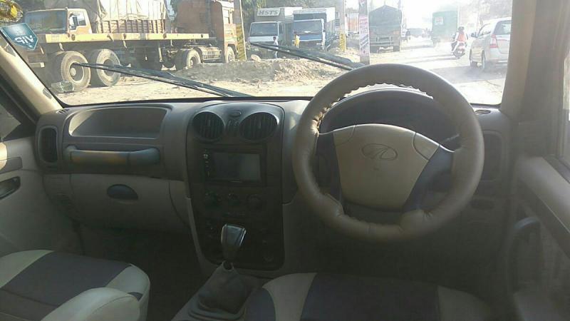 Mahindra Scorpio SLE 7S BSIV 2012