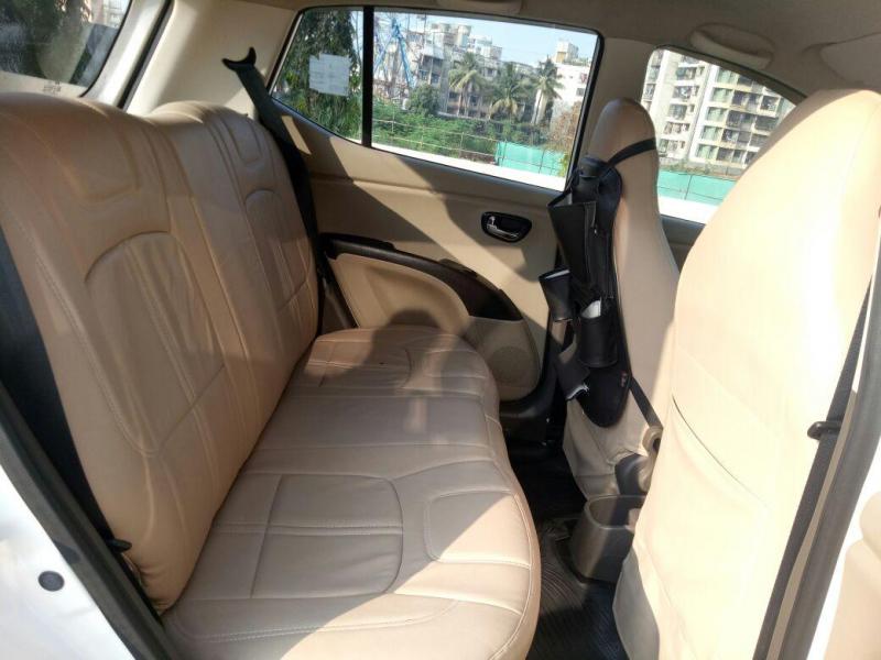 Hyundai i10 Sportz 1.2 2015