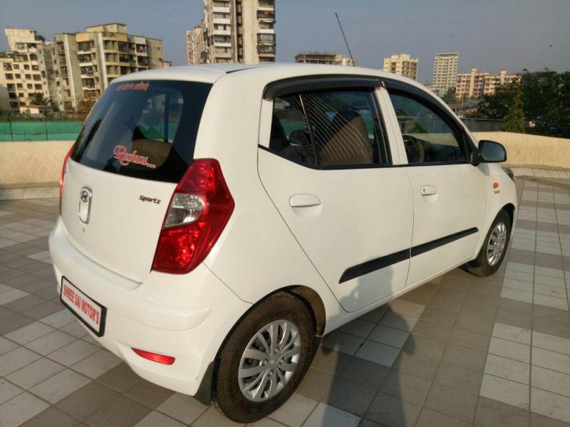 Hyundai i10 Sportz 1.2 2015