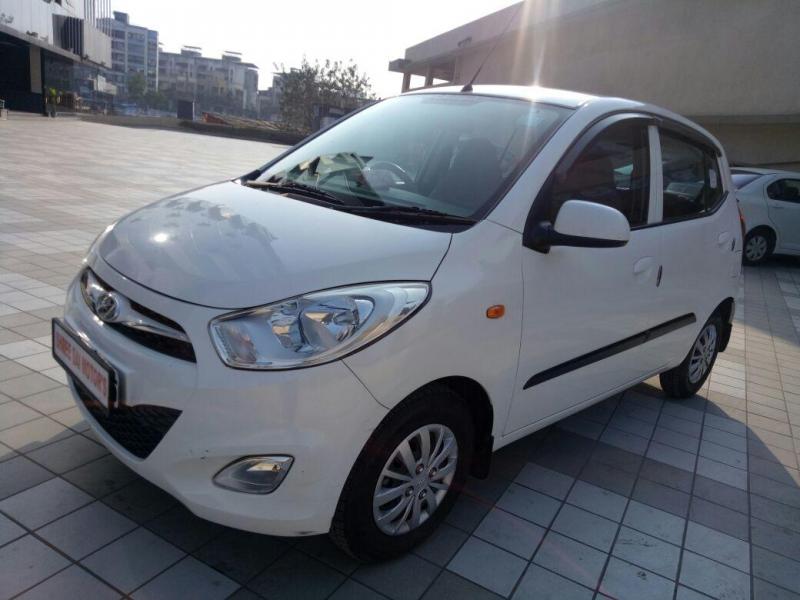 Hyundai i10 Sportz 1.2 2015