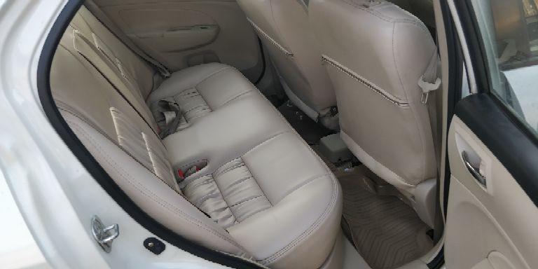 Maruti Suzuki Swift DZire ZXi 2013
