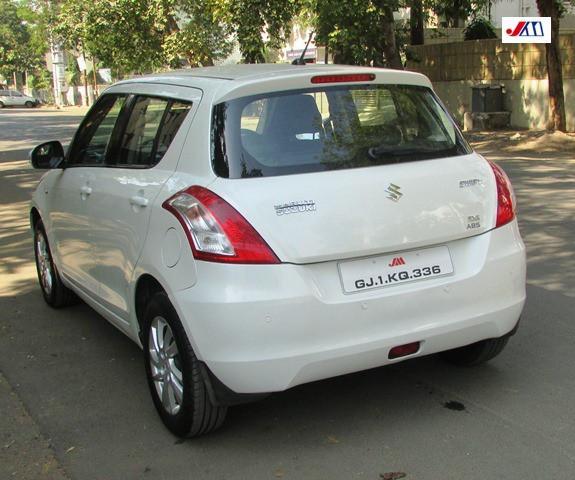 Maruti Suzuki Swift ZXi 2012