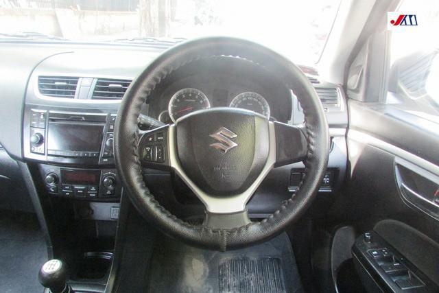 Maruti Suzuki Swift ZXi 2012