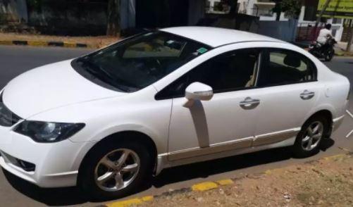 Honda Civic 1.8 V AT 2013