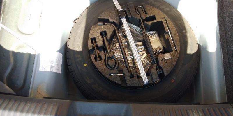 Volkswagen Polo Highline 1.2L (P) 2017