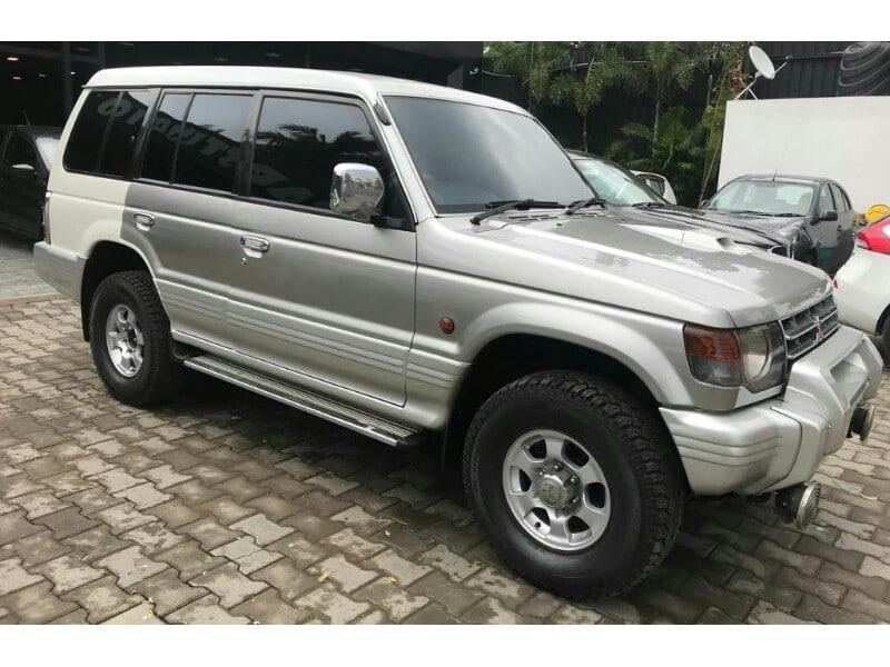 Mitsubishi Pajero GLX 2.8 2006