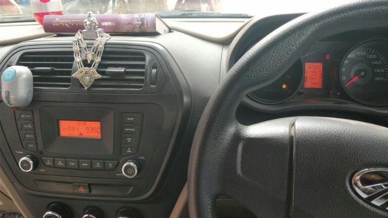 Mahindra TUV300 T6 2016